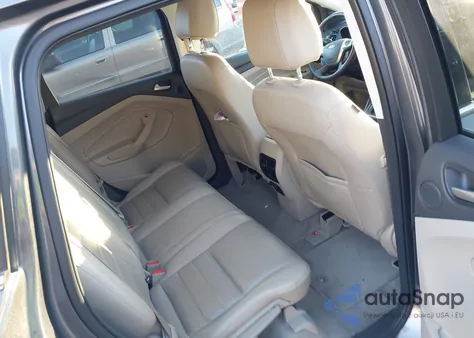 2014 Ford Escape Titanium z USA, uszkodzony, nr VIN 1FMCU0JX8EUA44627